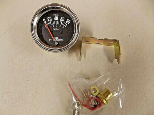 Pressure gauge with mounting bracket and installation hardware.
